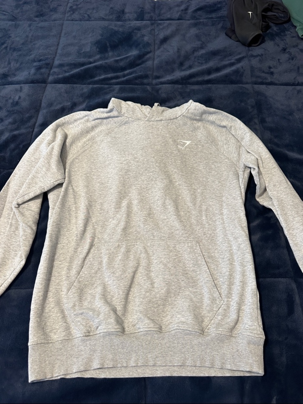 Gymshark Men’s Heather Gray Pullover Hoodie